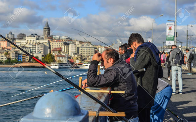 مشاهدة الصيادين