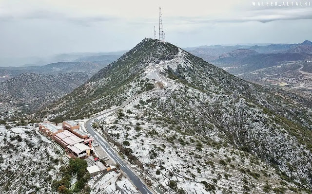 تسلّق قمة جبل دكا