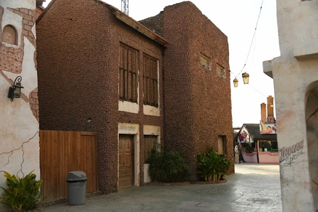 التسوق من المتاجر