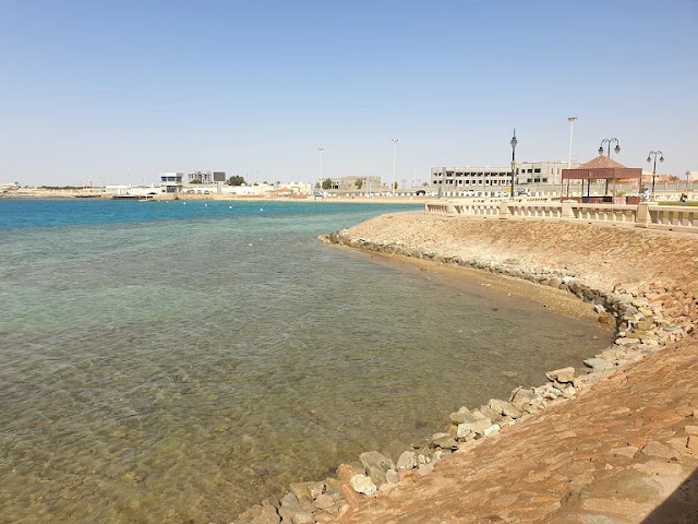 شاطئ العيقة ينبع