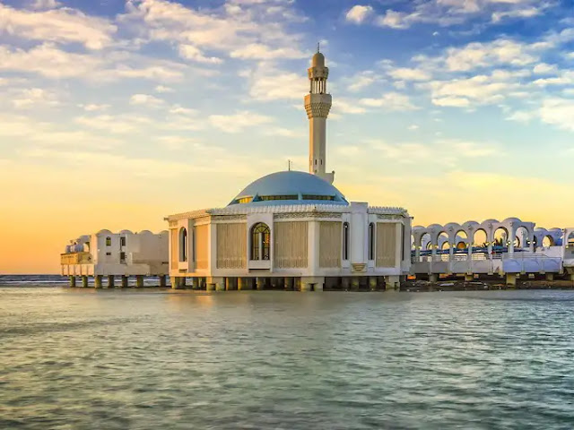 المسجد العائم جدة