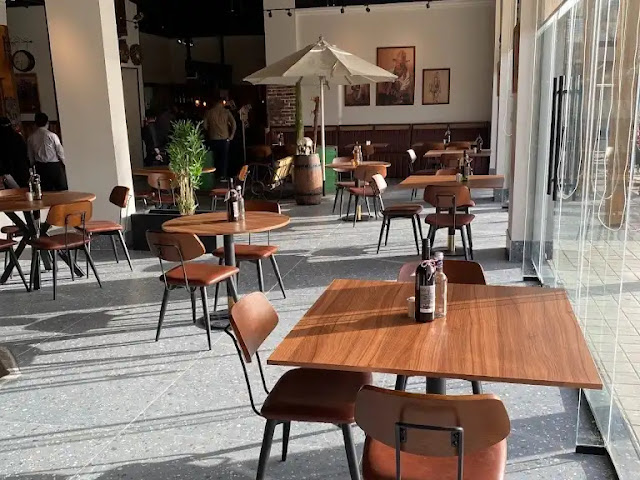 مطعم ويسترن روود ستيك وقريل