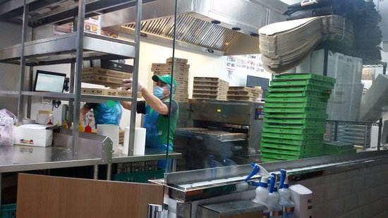 مطعم مايسترو بيتزا