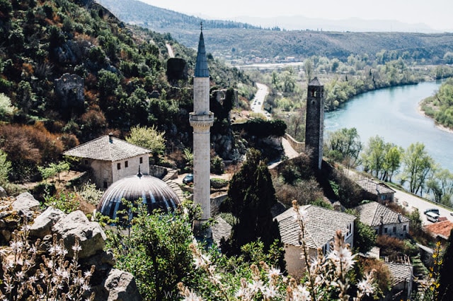 قرية بوتشتلي