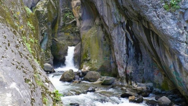 شلال سعيد أباد