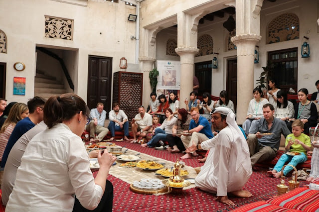 مركز الشيخ محمد بن راشد للتواصل الحضاري