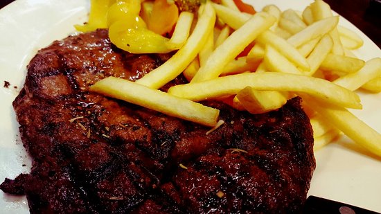 مطعم ستيك هاوس