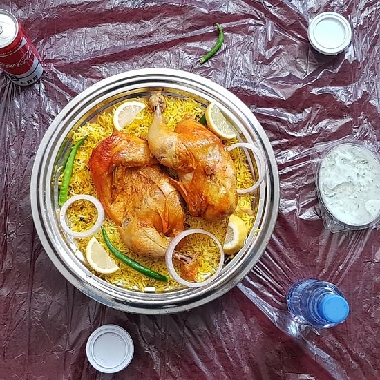 مطعم نوافذ نجران الحضن