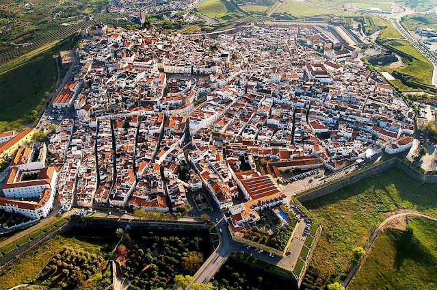 السياحة في الواس