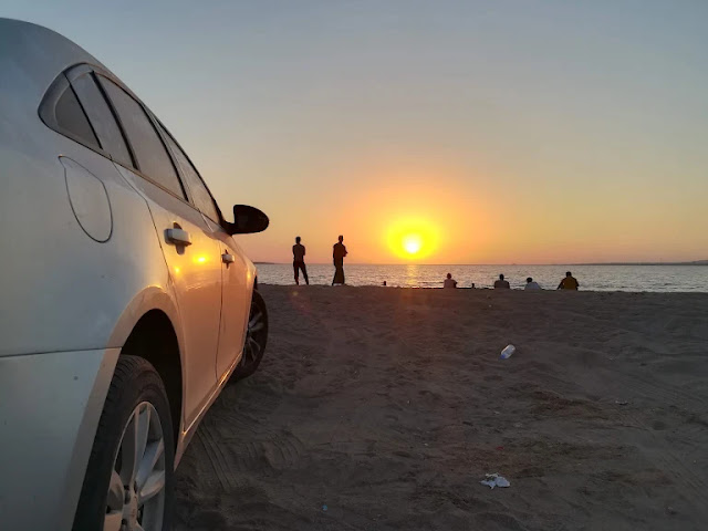 ممارسة الرياضة المائية