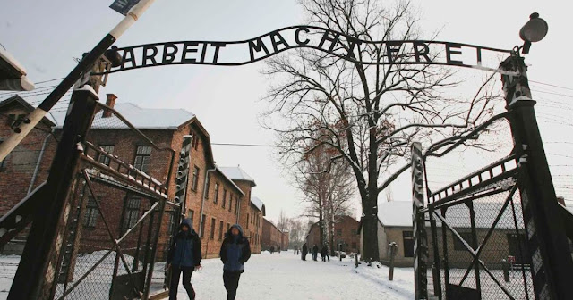 معسكر أوشفيتز