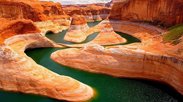 الوادي الملون