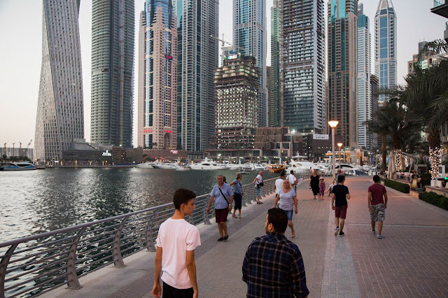 ممشى دبي مارينا