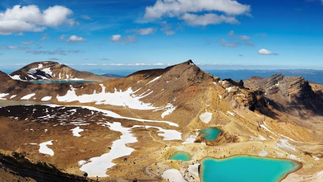 بحيرة توبو و حديقة تونغاريرو الوطنية