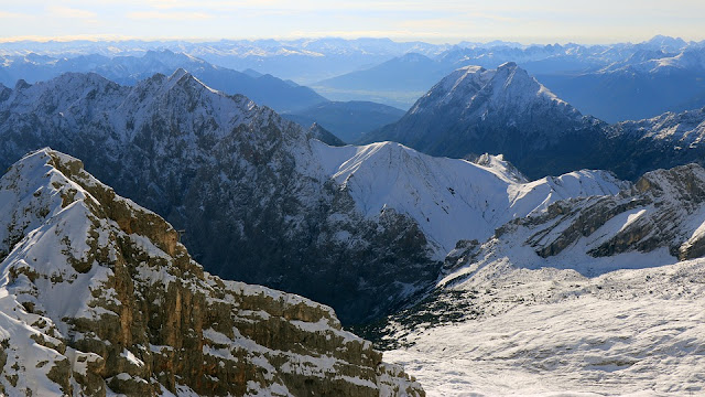 سلسلة جبال تسوغشبيتسه